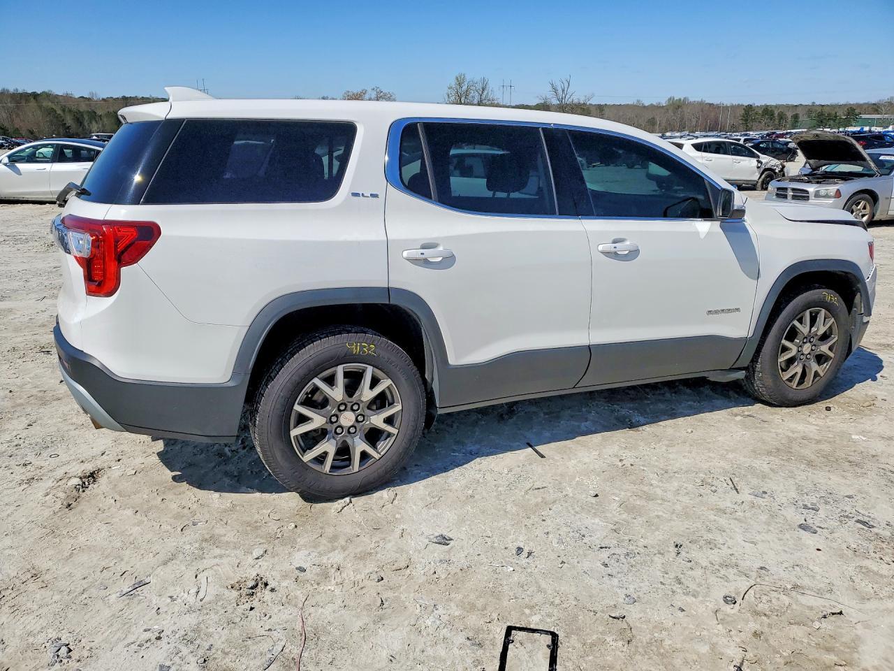 2020 GMC Acadia Sle - Фото 3