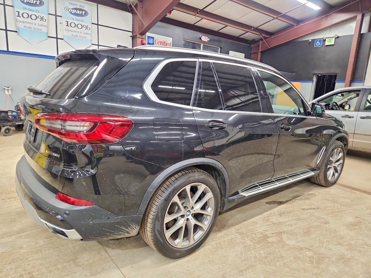 2019 BMW X5 xDrive50I - Фото 3