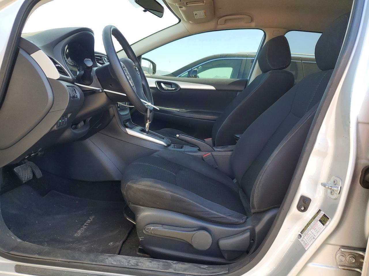 2017 Nissan Sentra - Image 7
