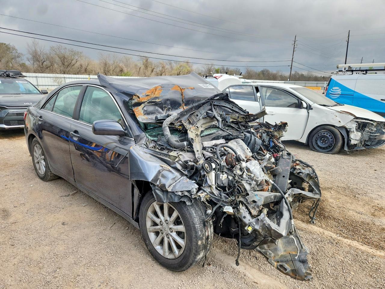 2011 Toyota Camry Xle - Image 4