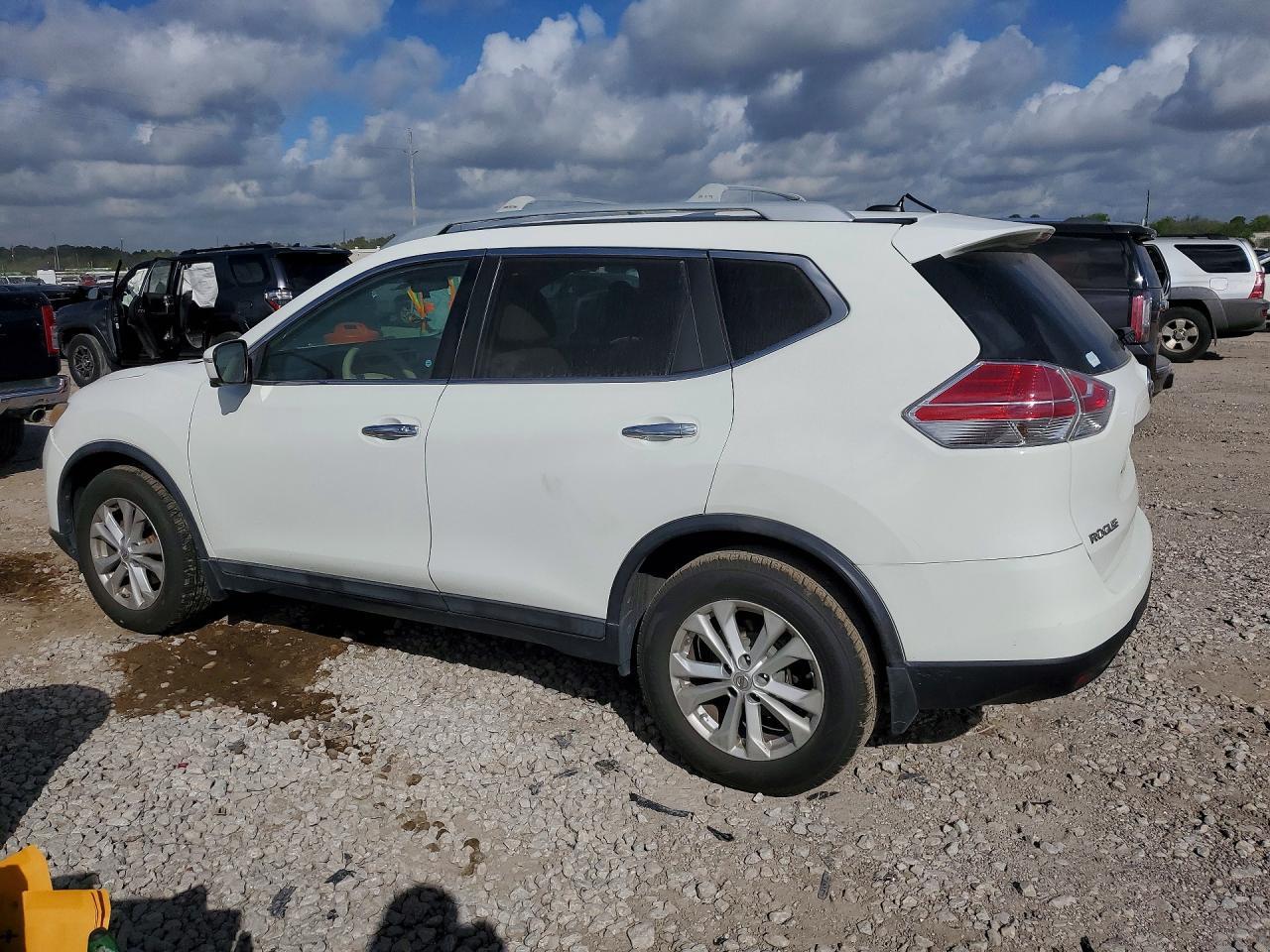2015 Nissan Rogue Sv - Фото 2
