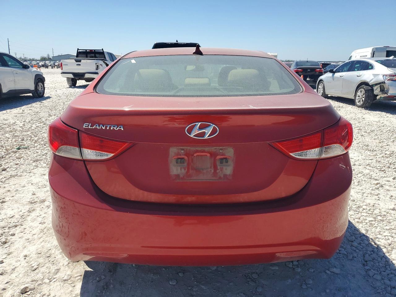 2013 Hyundai Elantra Gls - Image 6