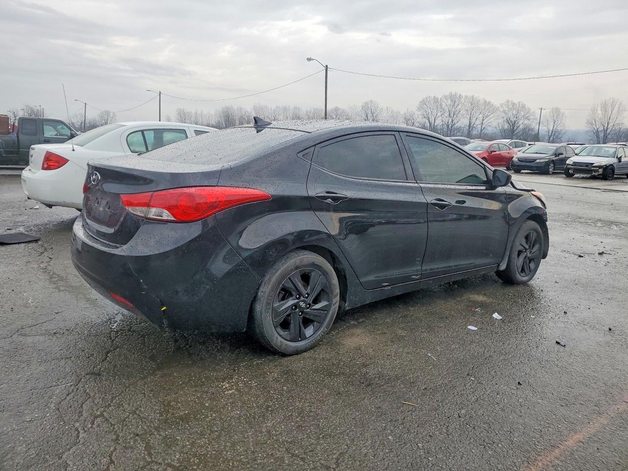 2013 Hyundai Elantra Gls - Фото 3