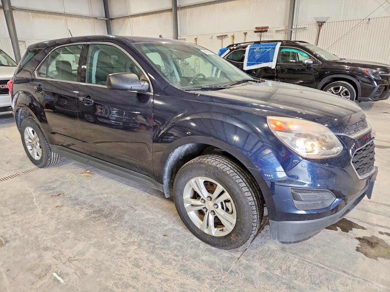 2017 Chevrolet Equinox Ls - Фото 4