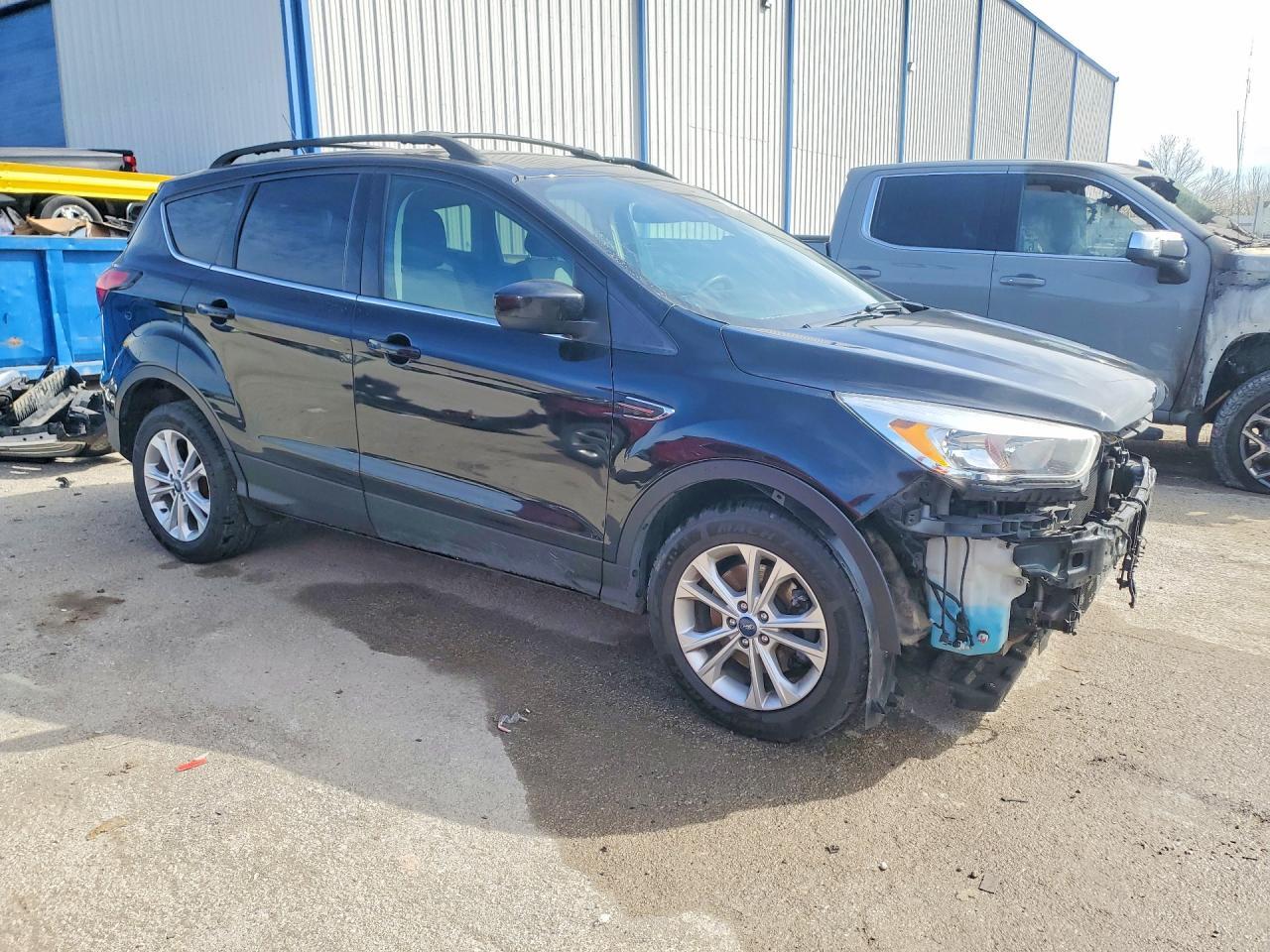 2019 Ford Escape Se - Фото 4