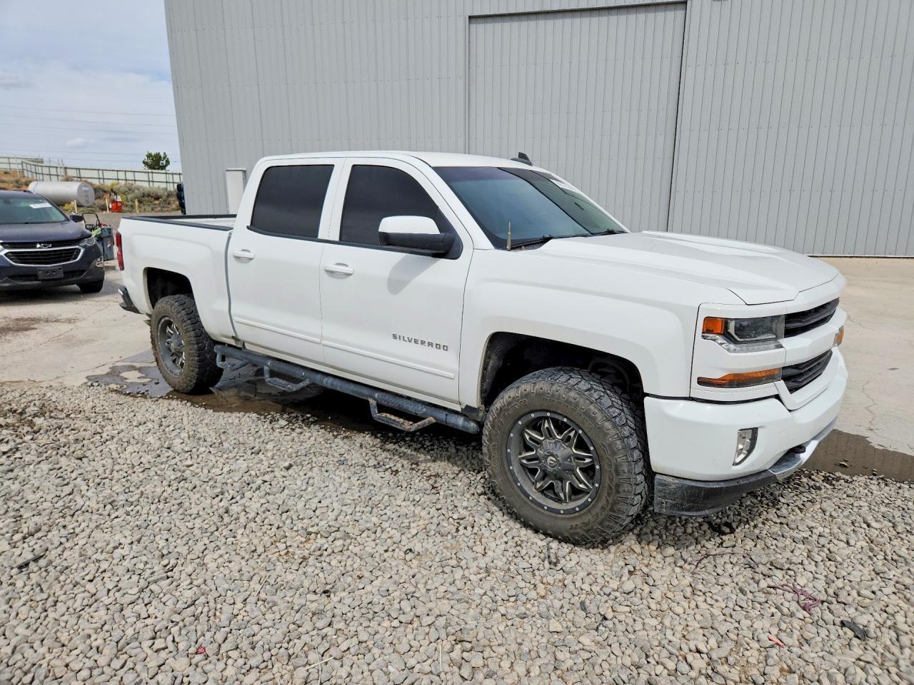 2018 Chevrolet Silverado K1500 Lt - Image 4