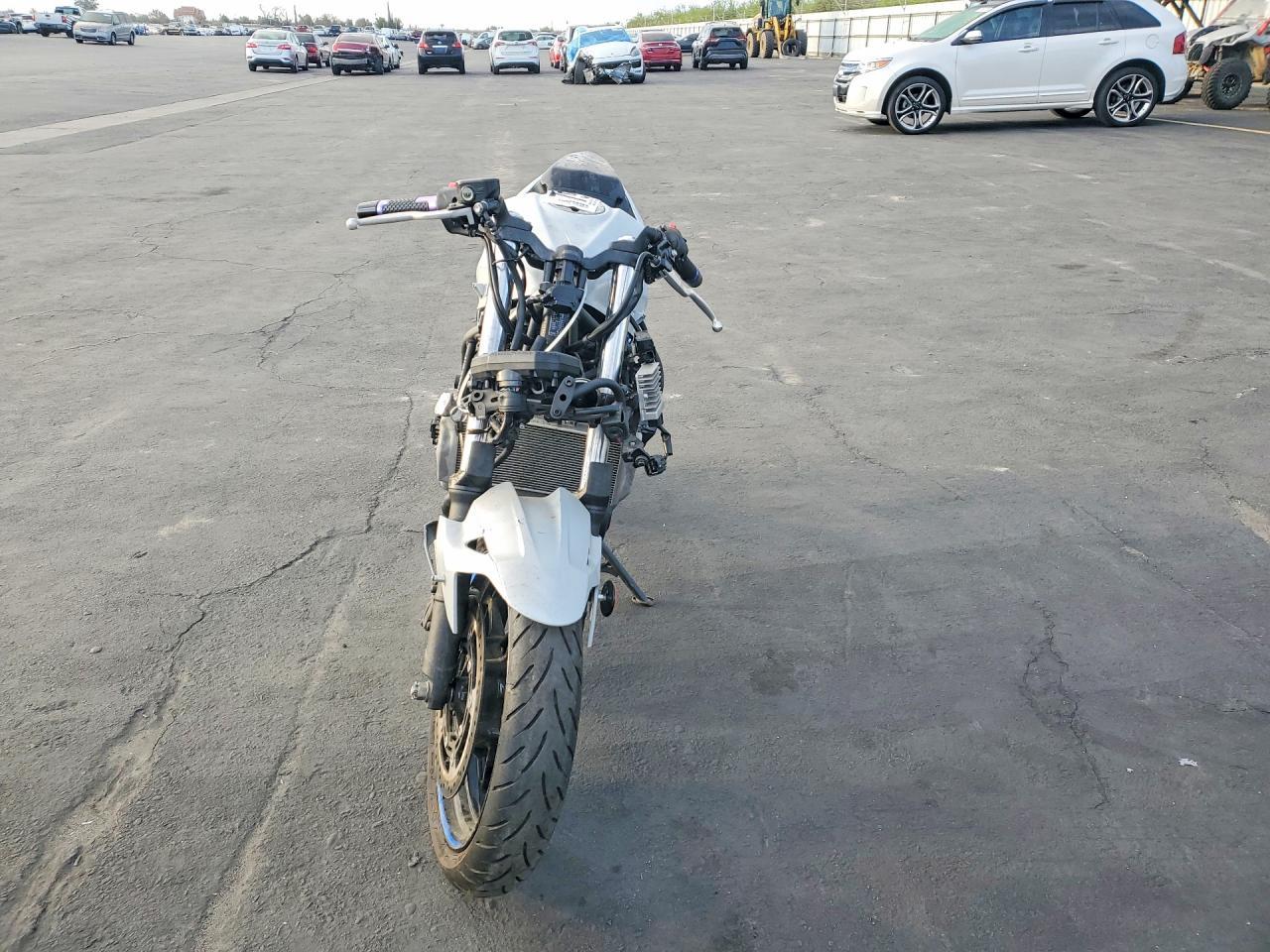 2025 Kawasaki Ex500 H - Фото 2