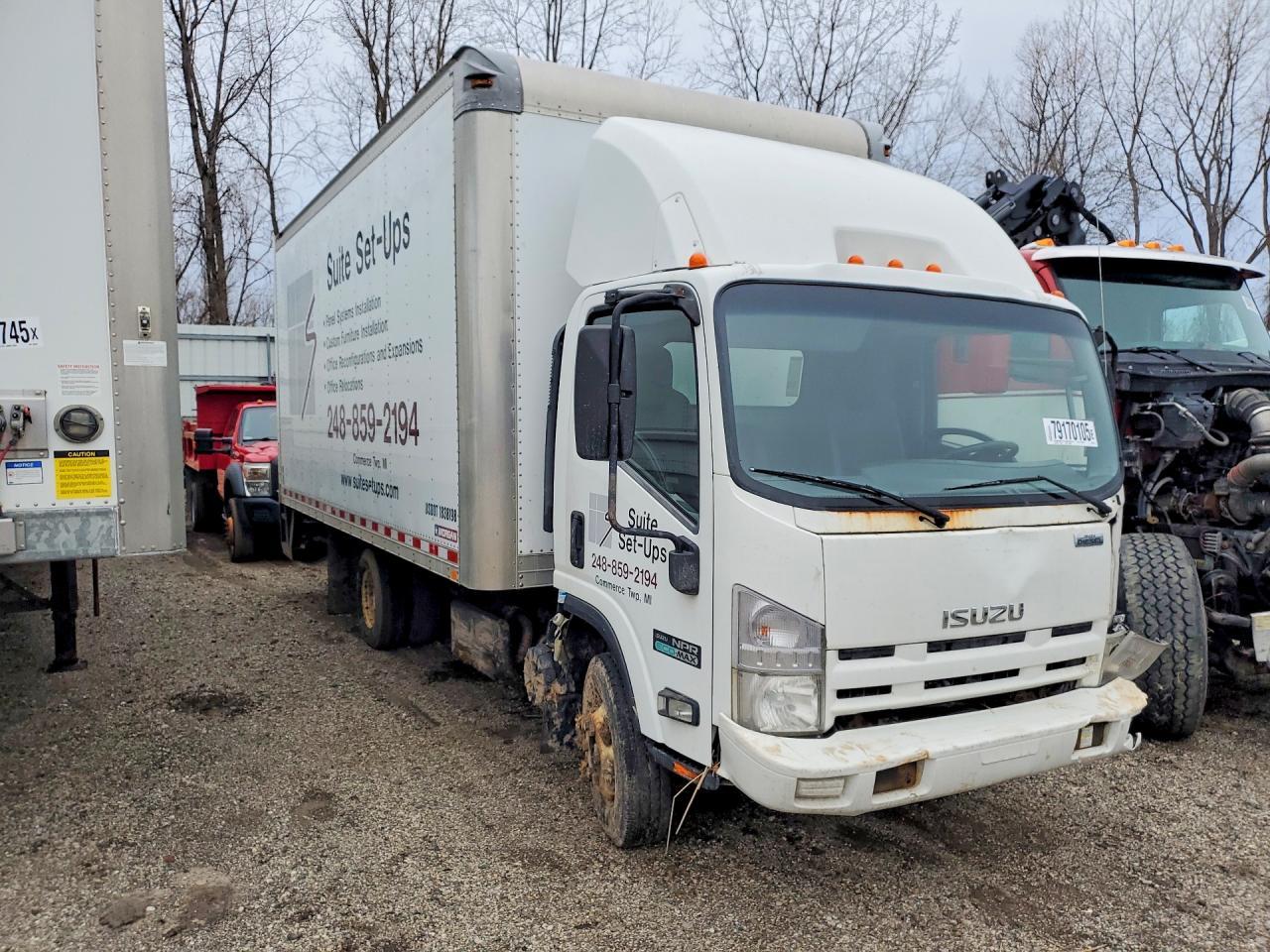 2014 Isuzu Npr Delivery Truck - Image 4
