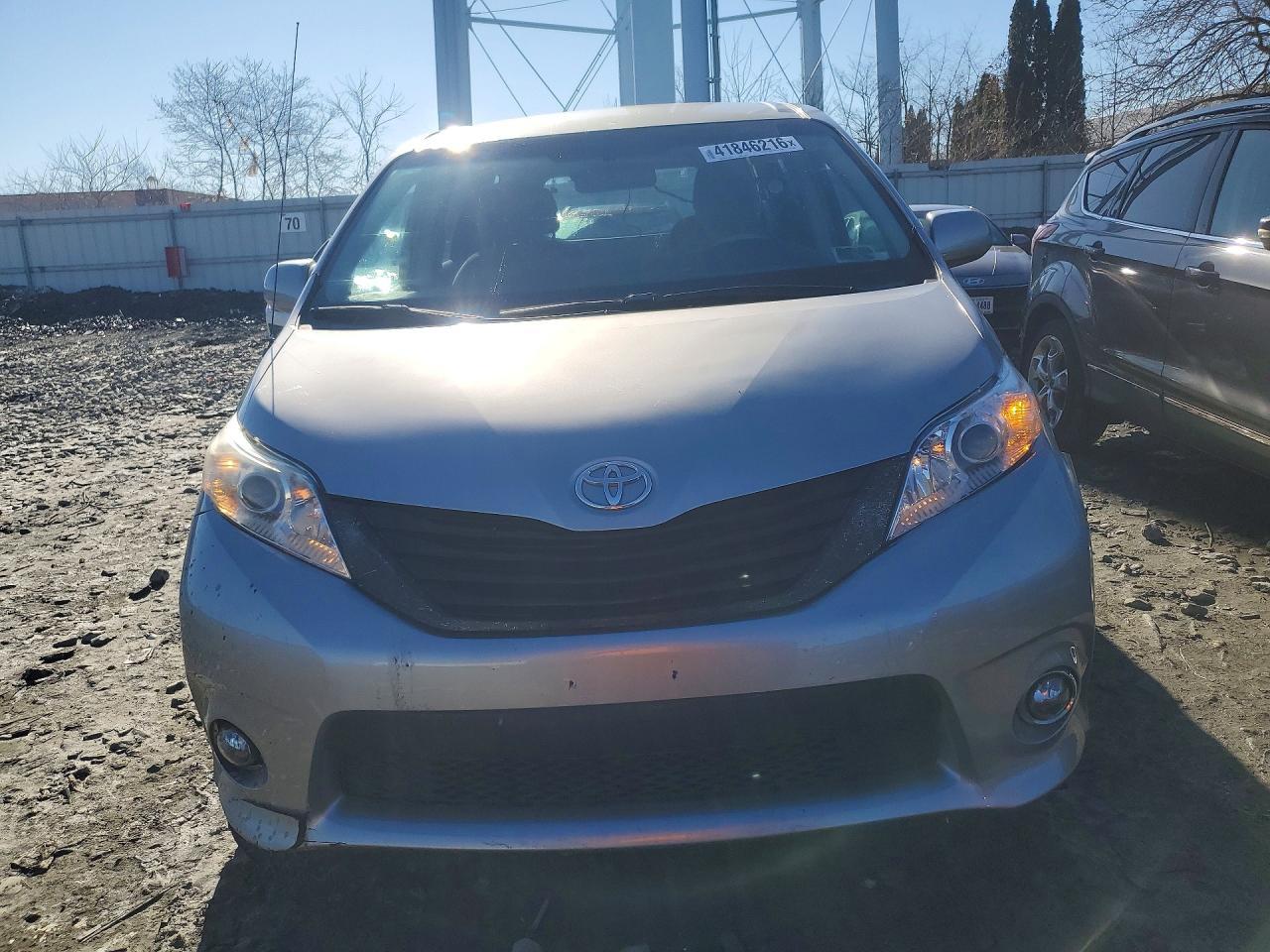 2014 Toyota Sienna L 7-Passenger - Фото 5