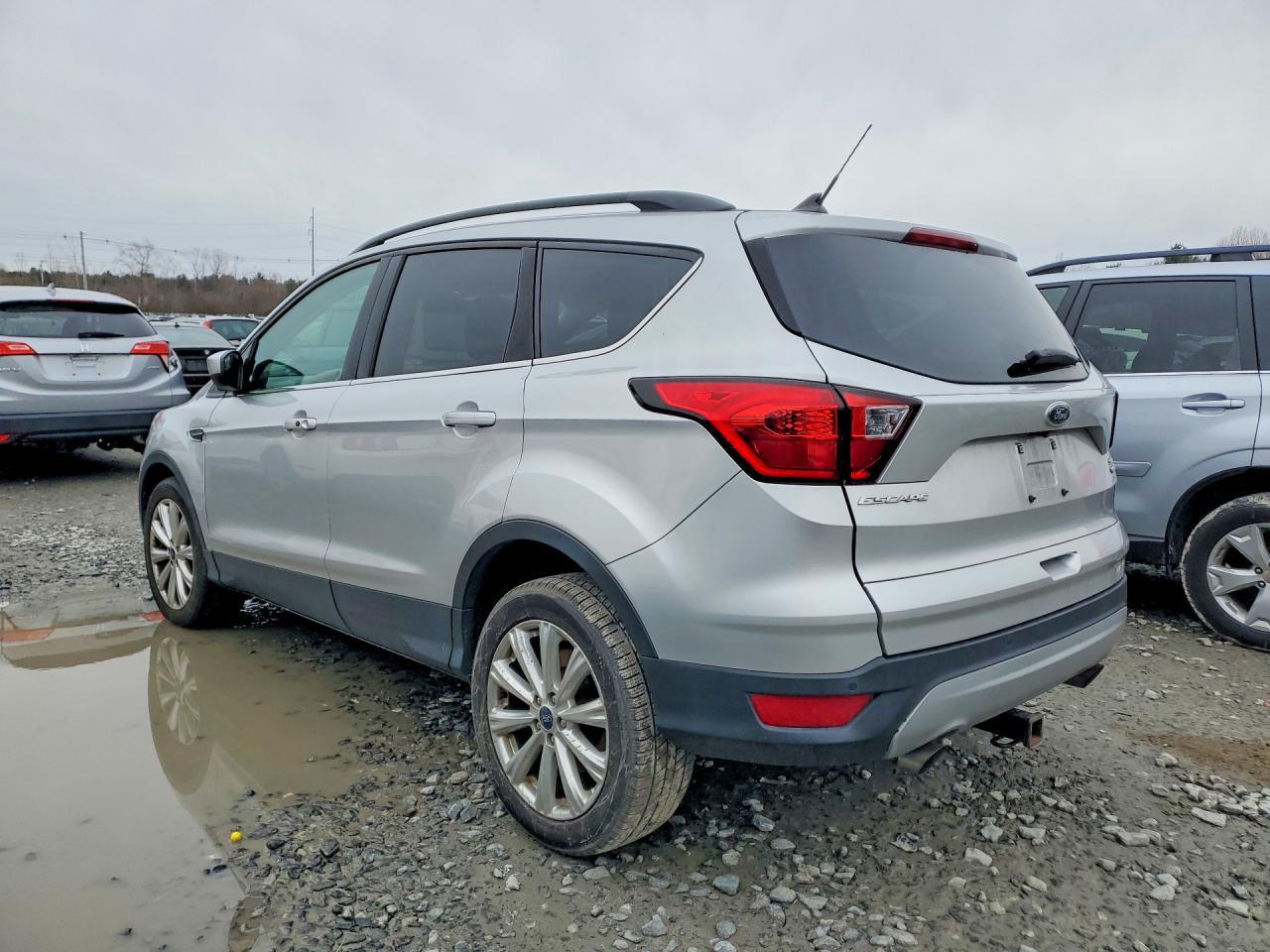 2019 Ford Escape Sel - Фото 2