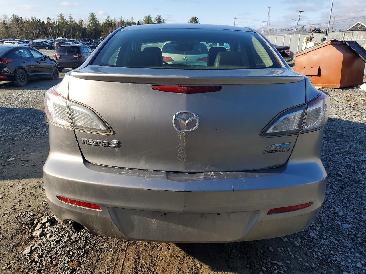 2013 Mazda 3 I - Image 6