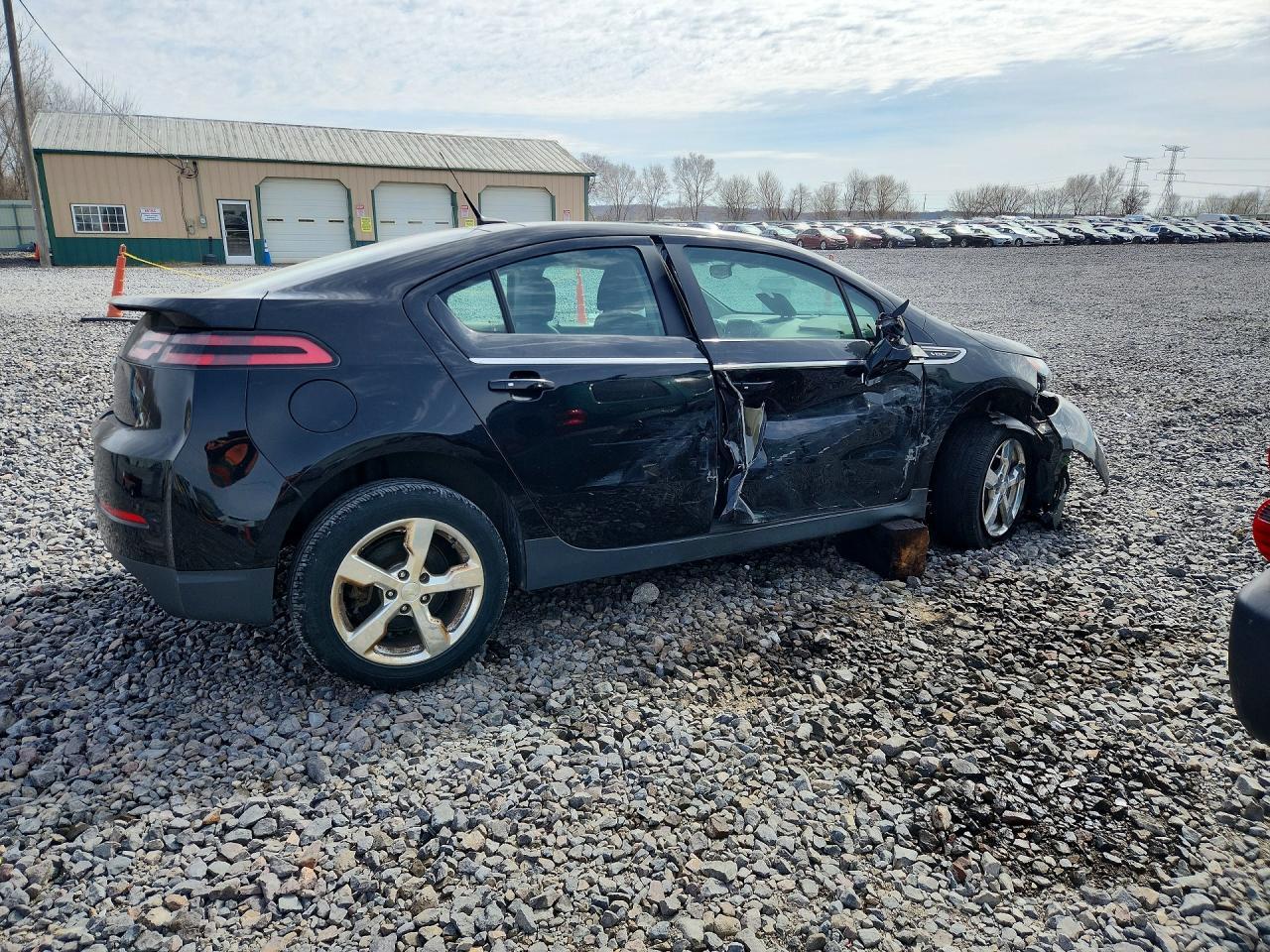 2013 Chevrolet Volt - Image 3