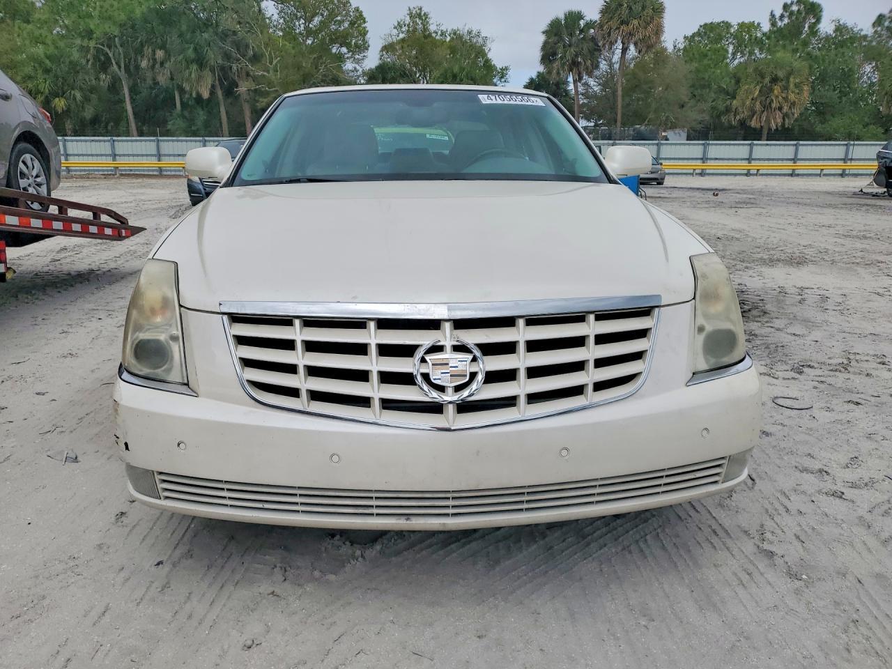 2011 Cadillac Dts Premium Collection - Фото 5