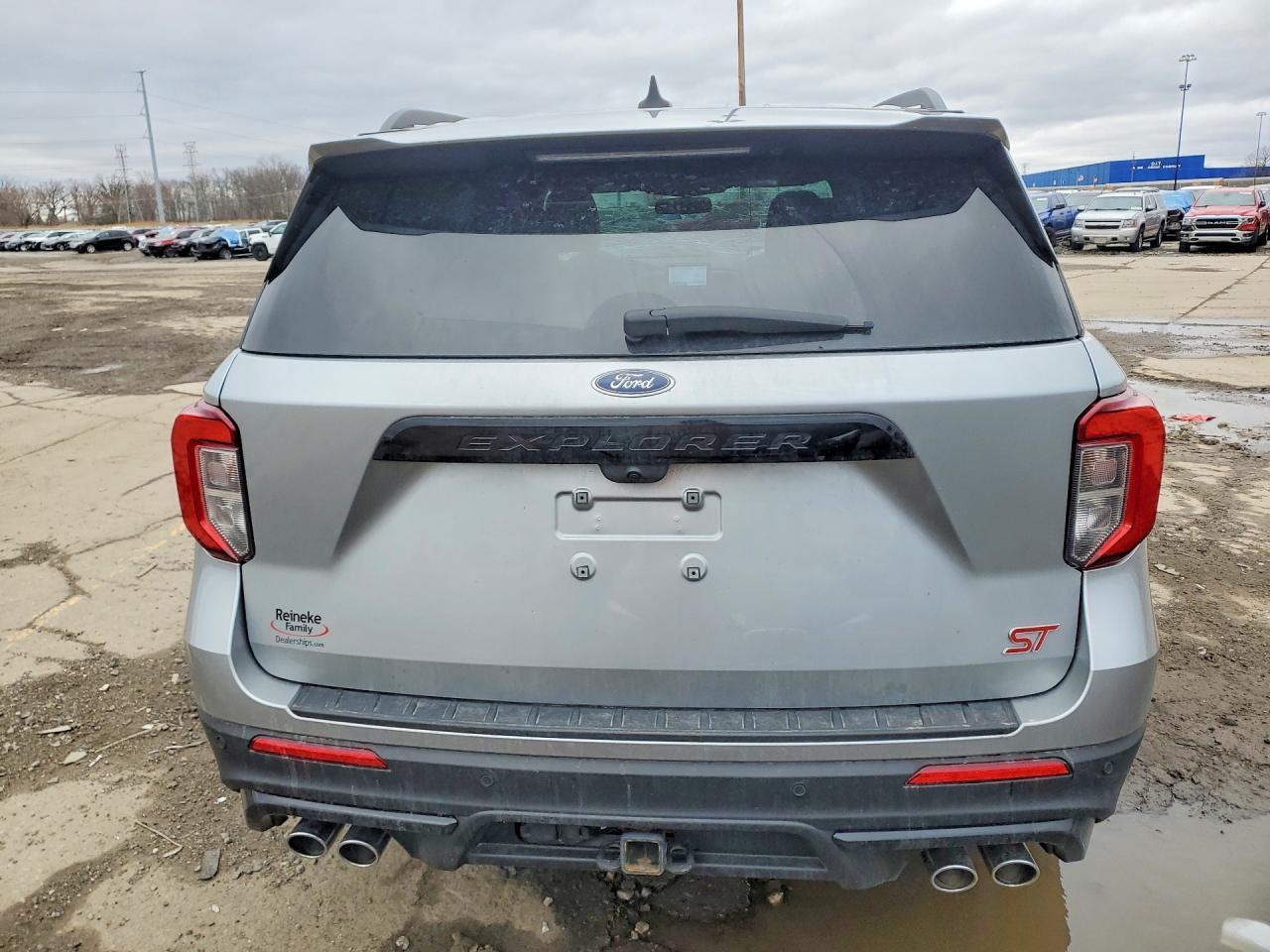 2023 Ford Explorer St - Image 6