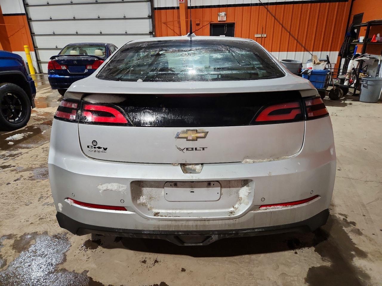 2013 Chevrolet Volt 5Dr - Image 6