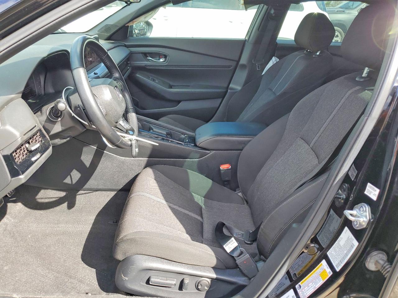 2023 Honda Accord Hybrid Sport - Image 7