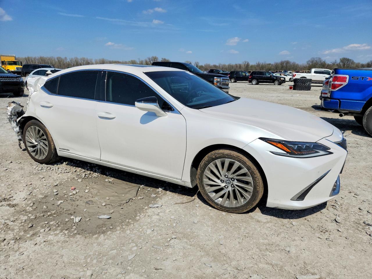 2021 Lexus Es 300H Ultra Luxury - Image 4