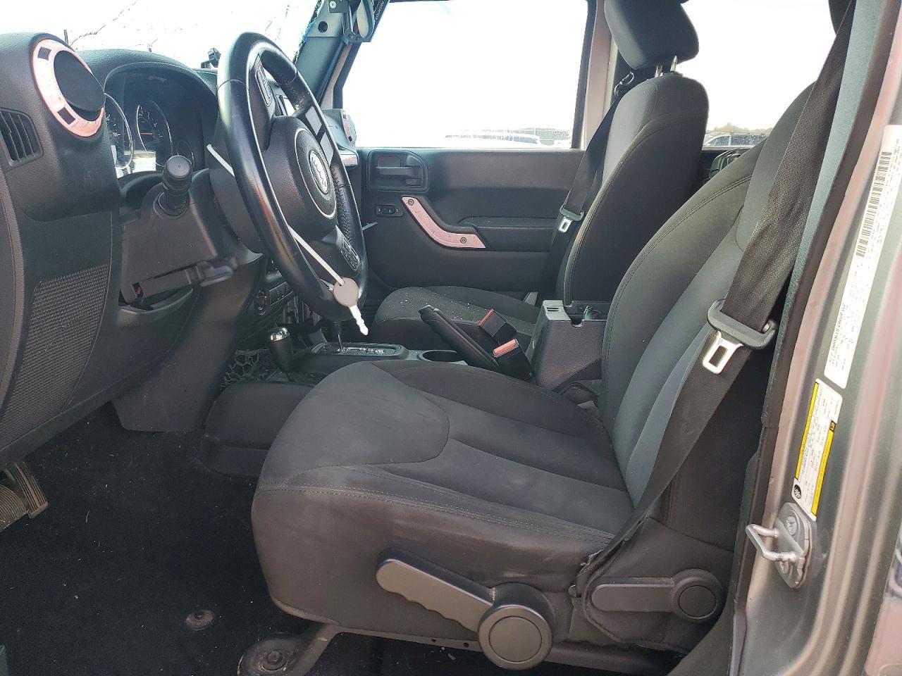 2014 Jeep Wrangler Unlimited Sport - Фото 7