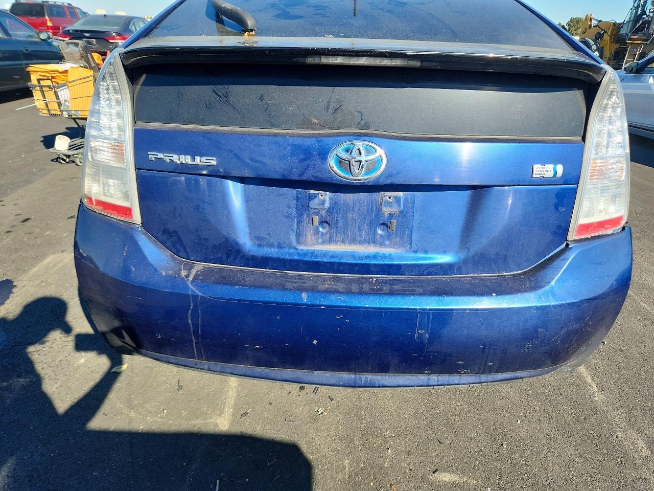 2011 Toyota Prius Three - Image 6