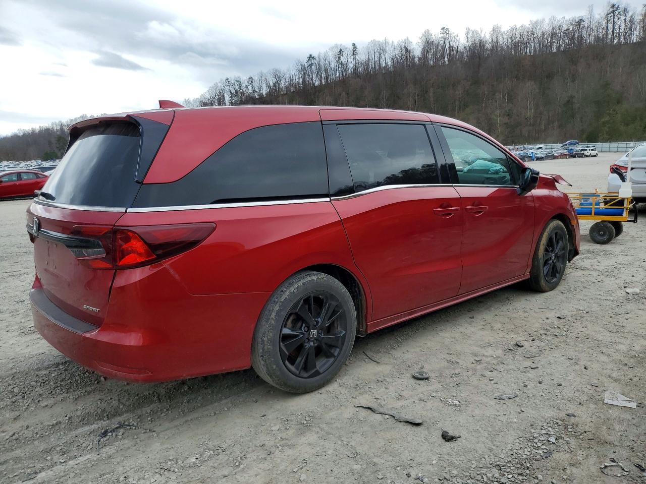 2024 Honda Odyssey Sport - Фото 3