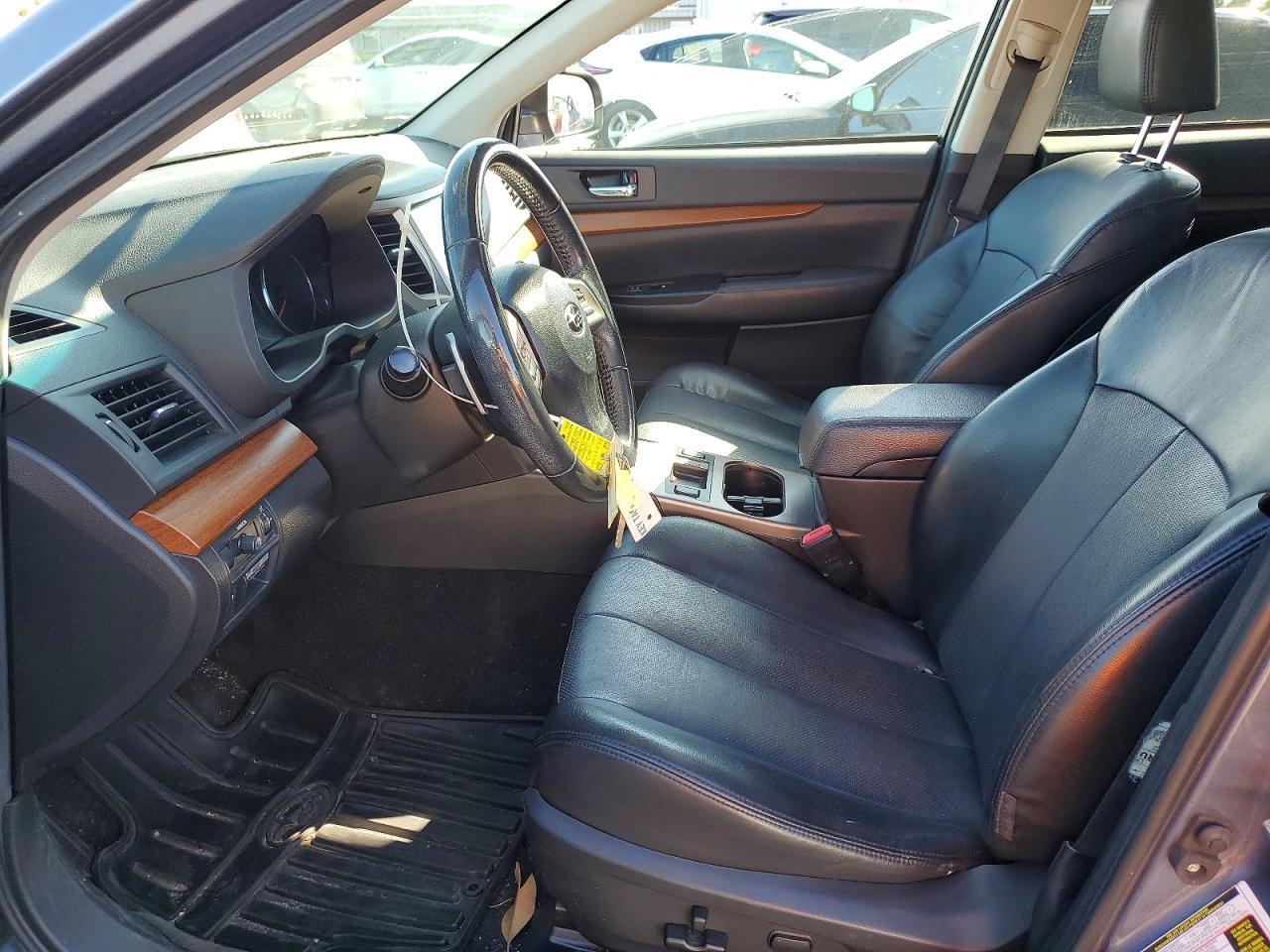 2013 Subaru Outback 2.5I Limited - Image 7