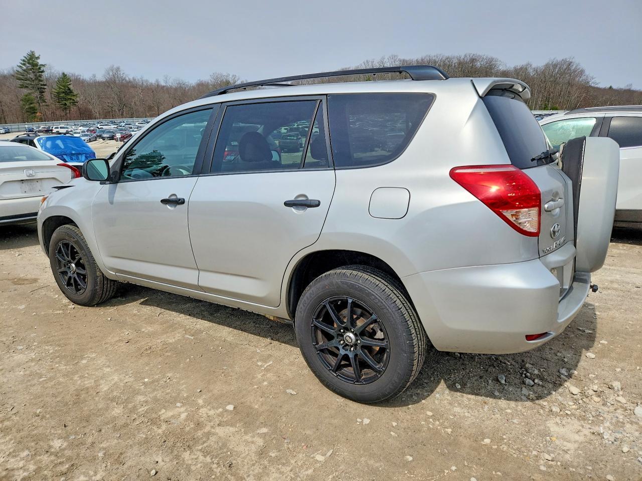 2008 Toyota Rav4 Base - Image 2