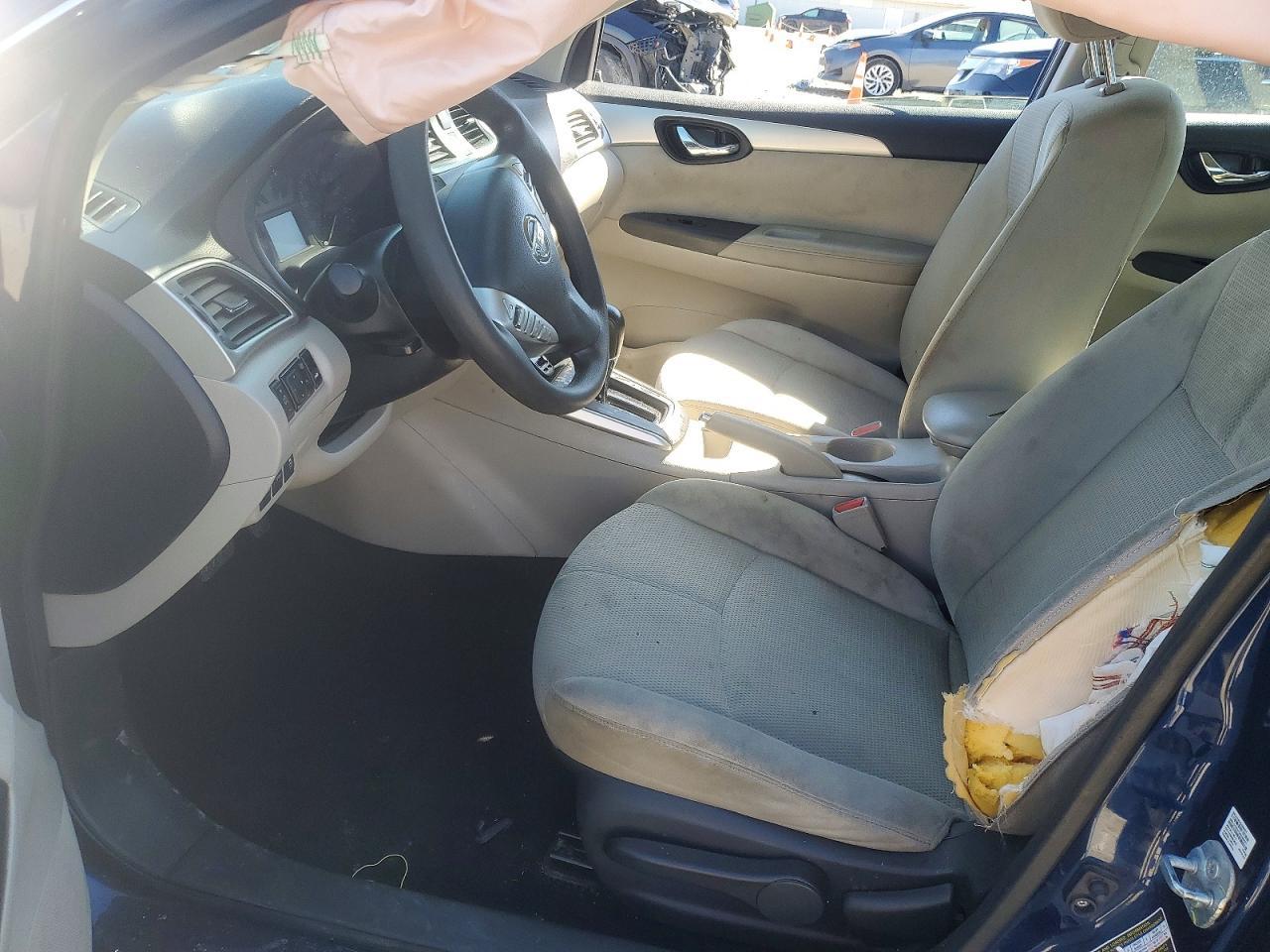 2016 Nissan Sentra S - Image 7