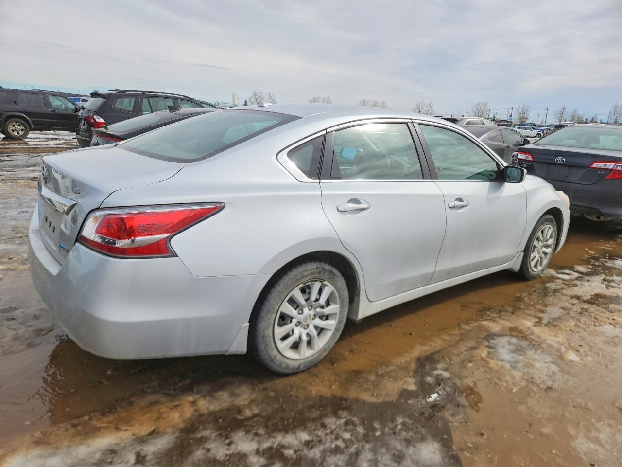 2015 Nissan Altima 2.5 - Image 3