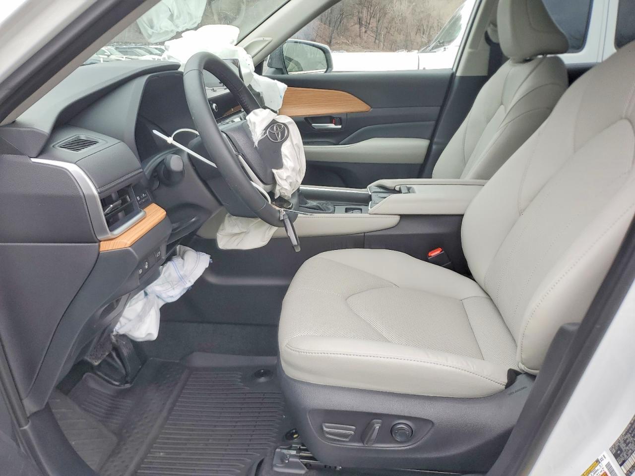 2026 Toyota Grand Highlander Limited - Фото 7