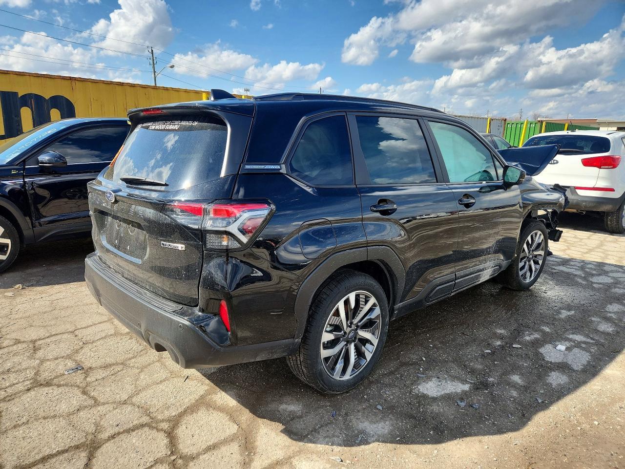 2026 Subaru Forester Touring - Фото 3
