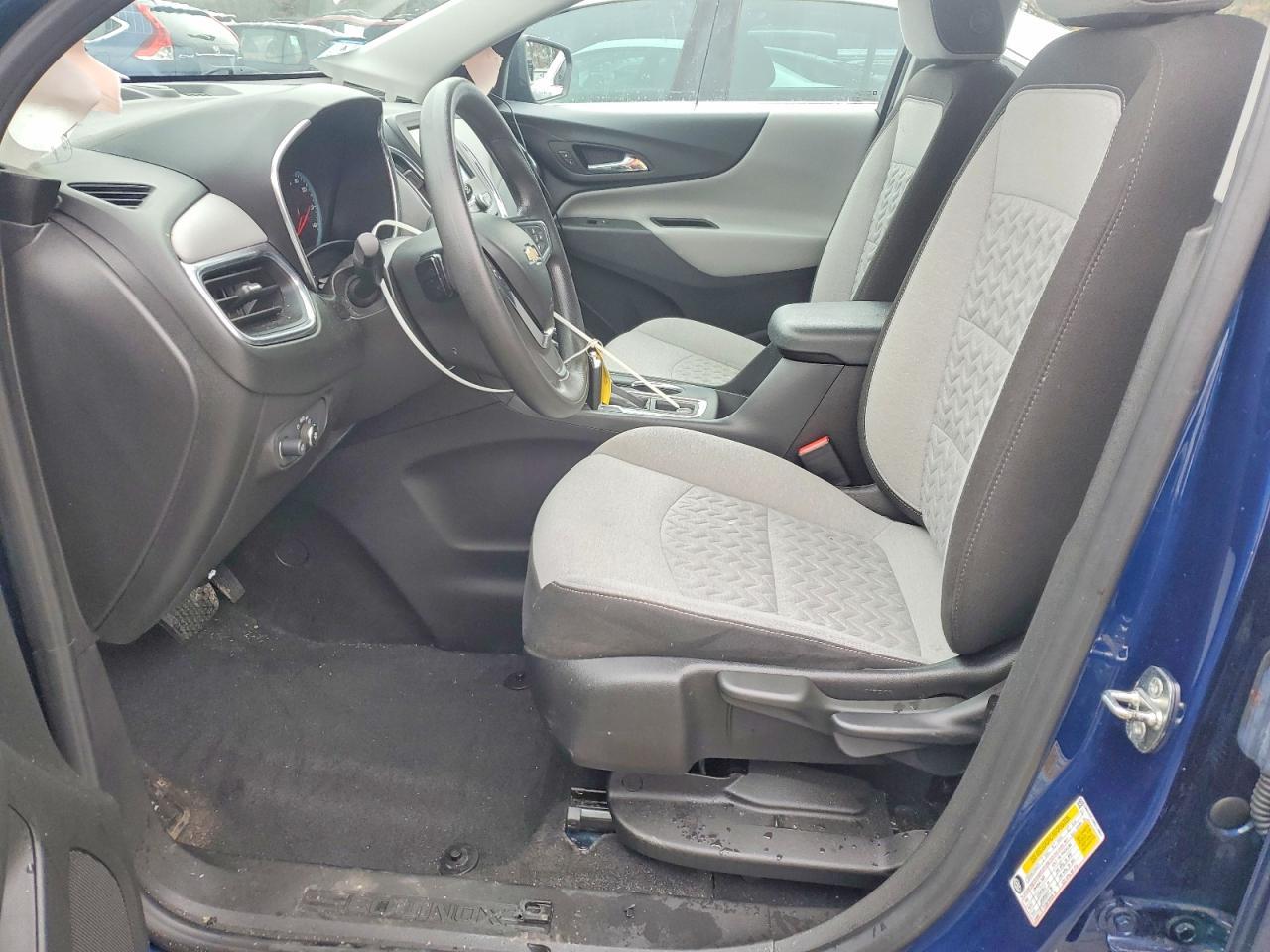 2022 Chevrolet Equinox Ls - Фото 7
