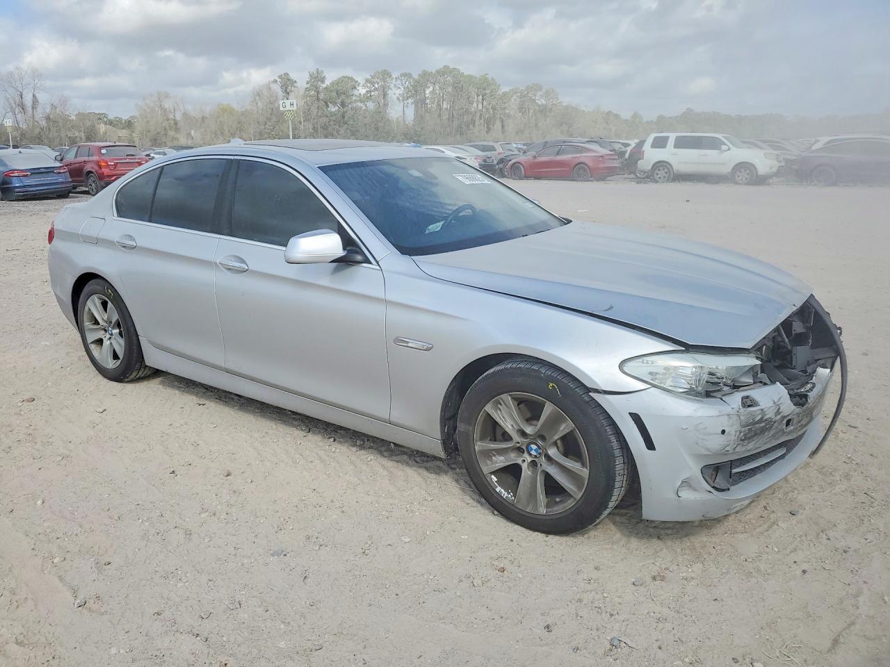 2013 BMW 528 - Фото 4