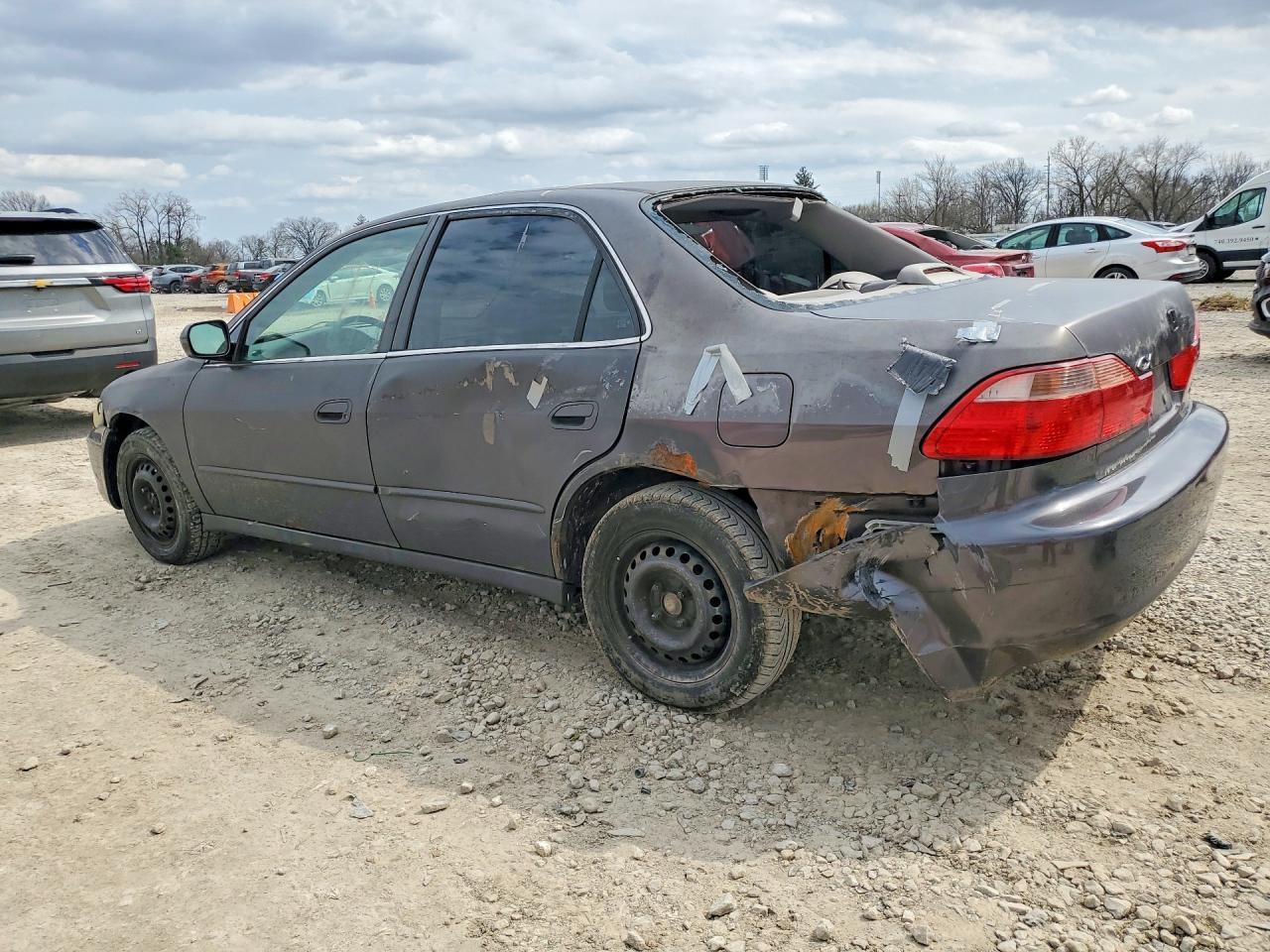 1999 Honda Accord Lx - Фото 2