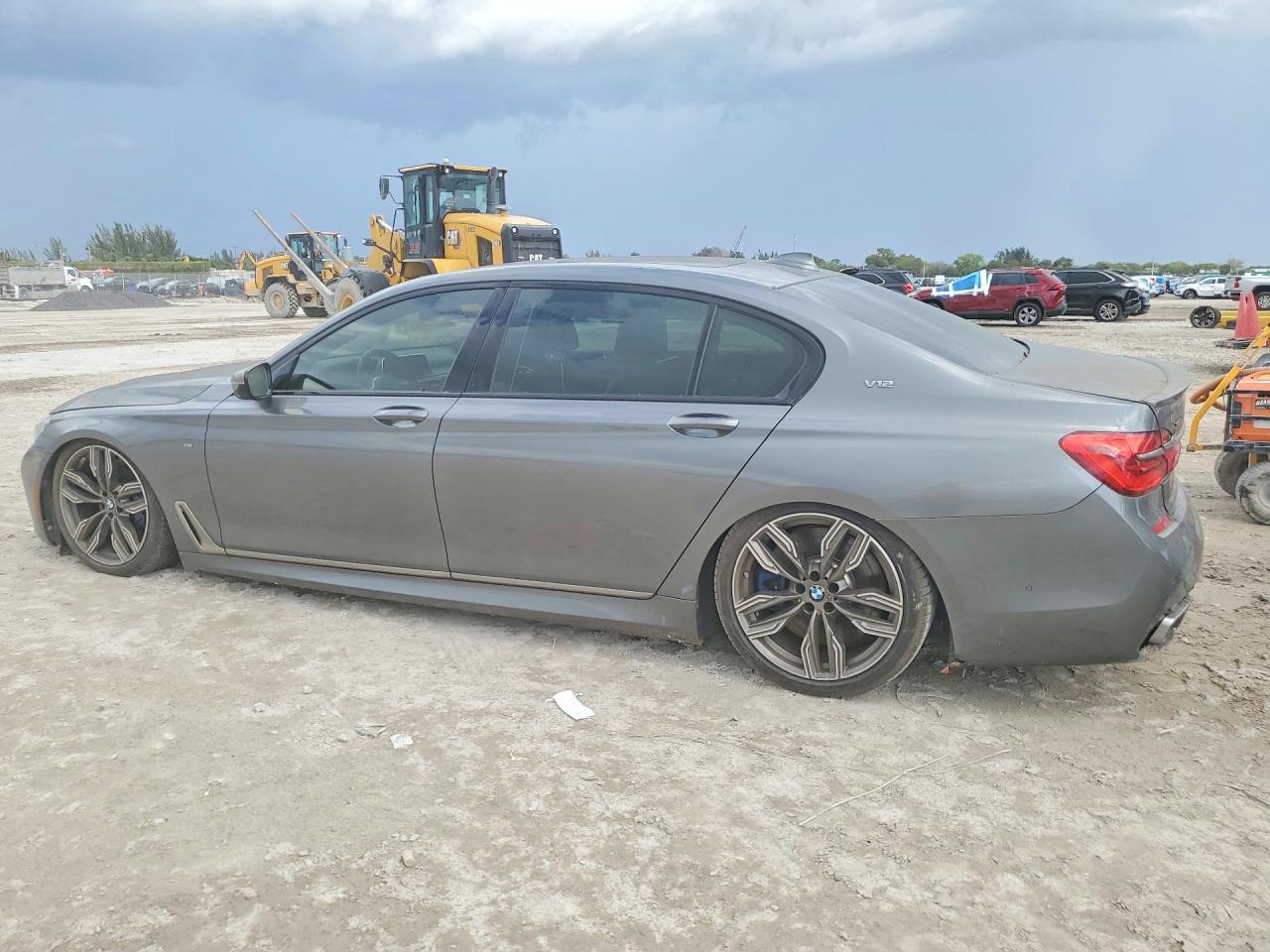 2018 BMW M760 Xi - Image 2