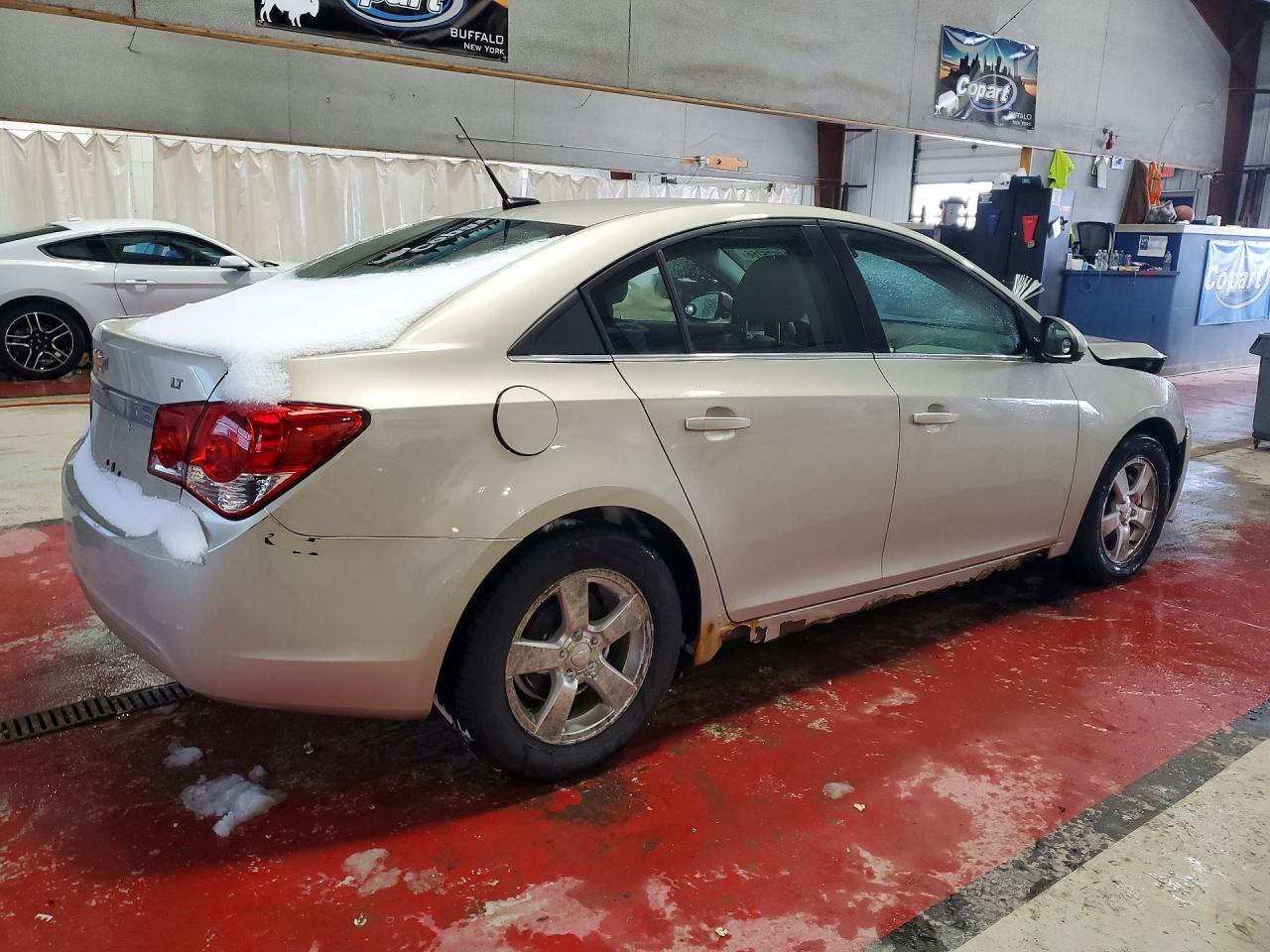 2014 Chev Cruze Lt - Image 3