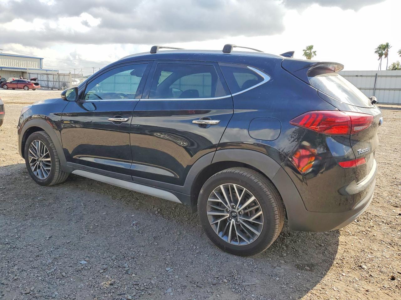 2021 Hyundai Tucson Limited - Фото 2