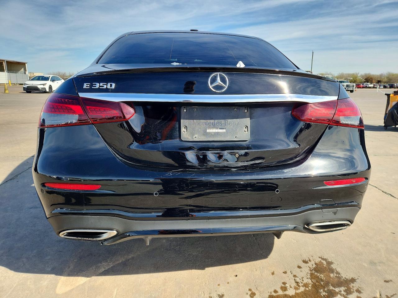 2022 Mercedes-Benz E 350 - Image 6