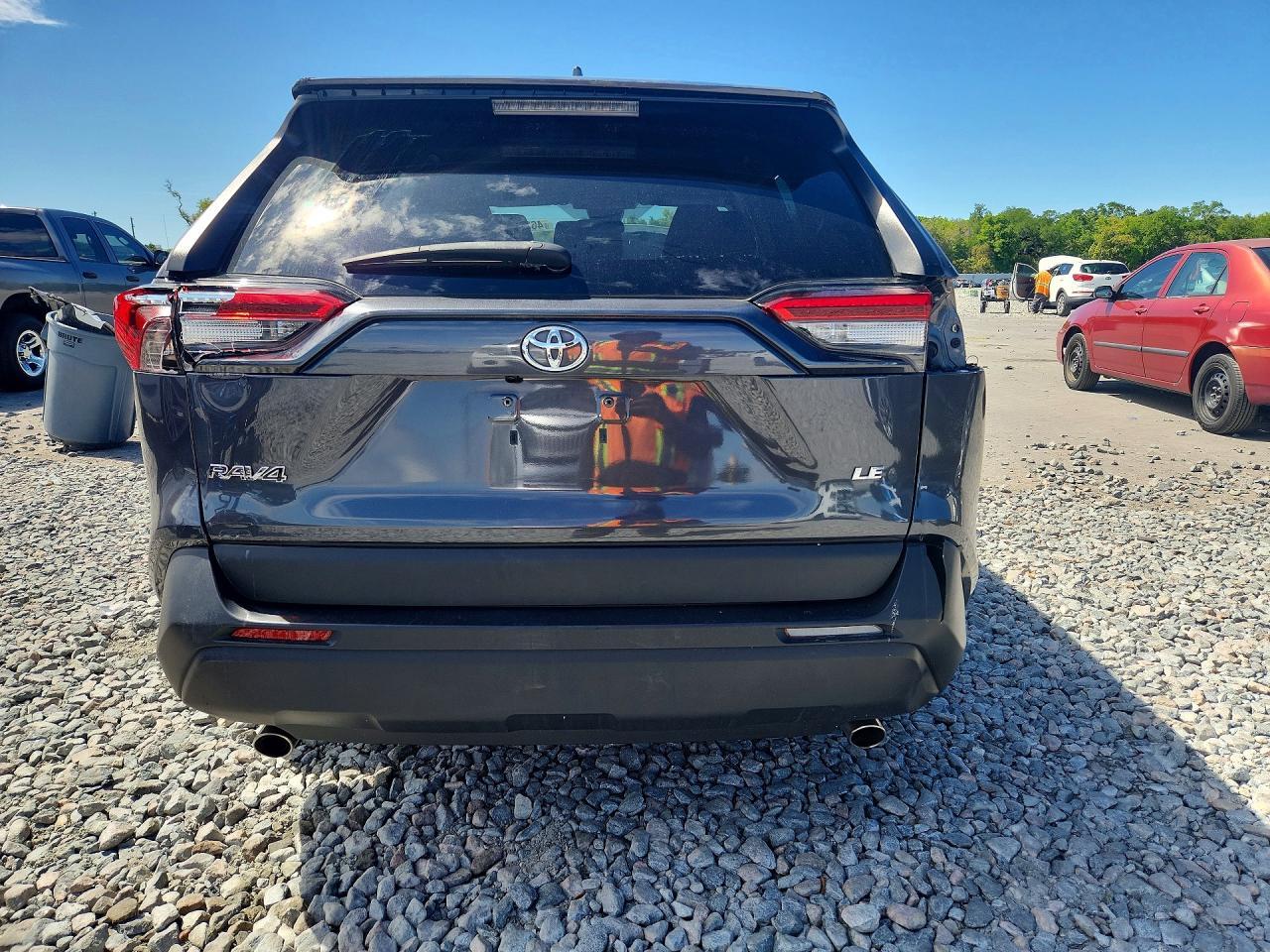 2022 Toyota Rav4 - Фото 6