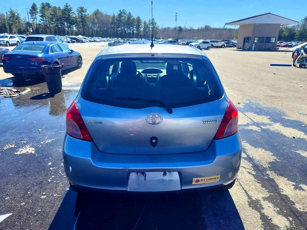 2007 Toyota Yaris Base - Фото 6