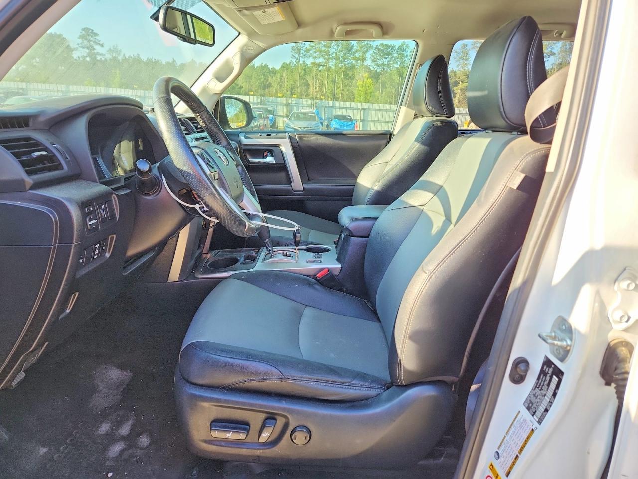 2017 Toyota 4Runner Sr5 Premium - Image 7