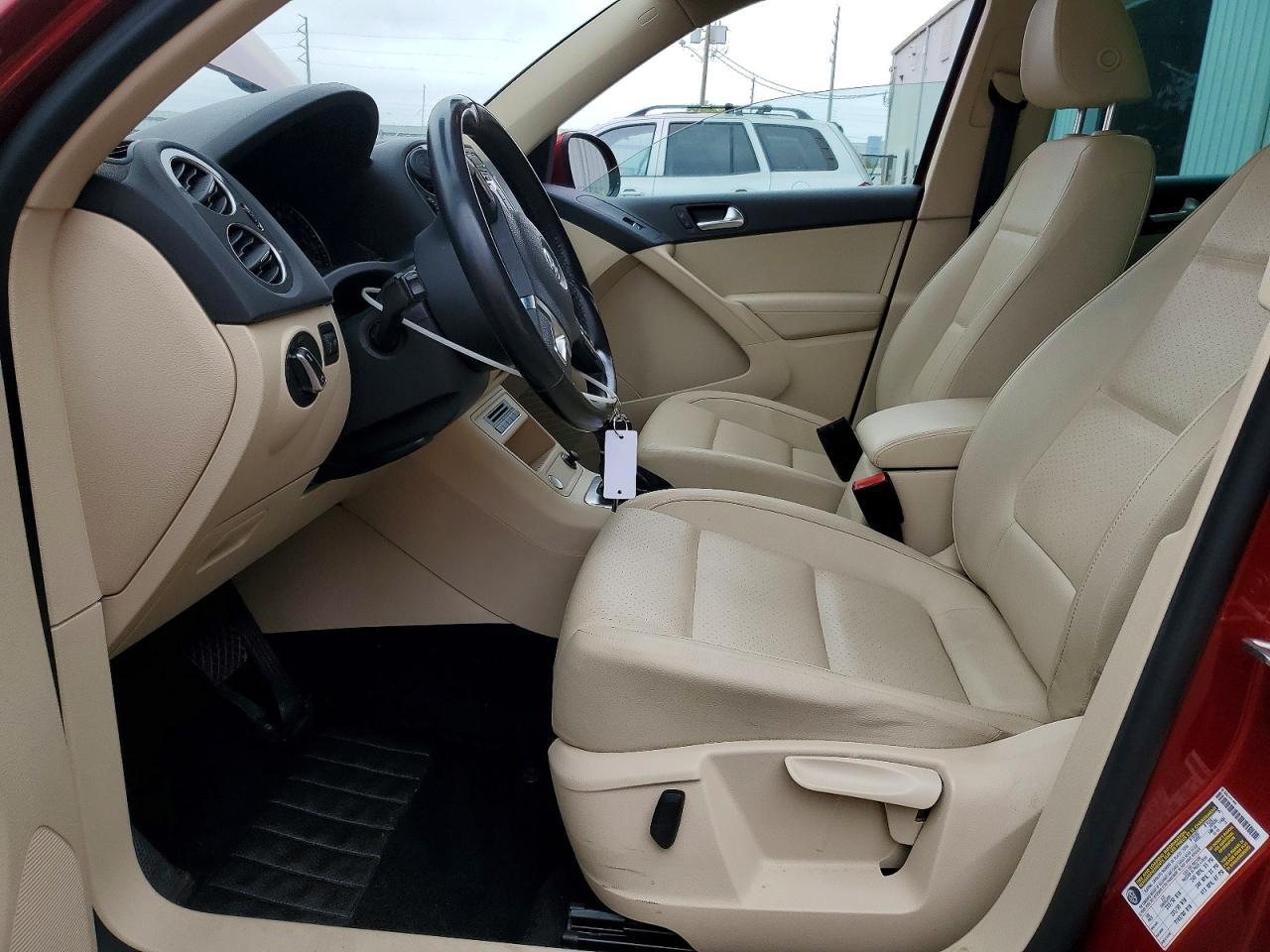 2015 Volkswagen Tiguan S - Image 7