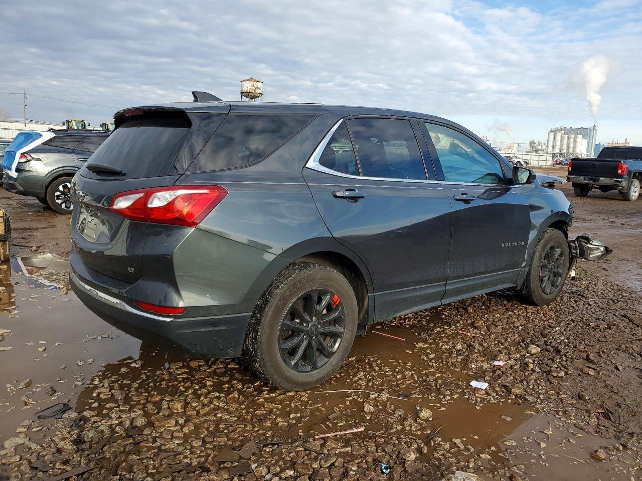 2019 Chevrolet Equinox Lt - Image 3
