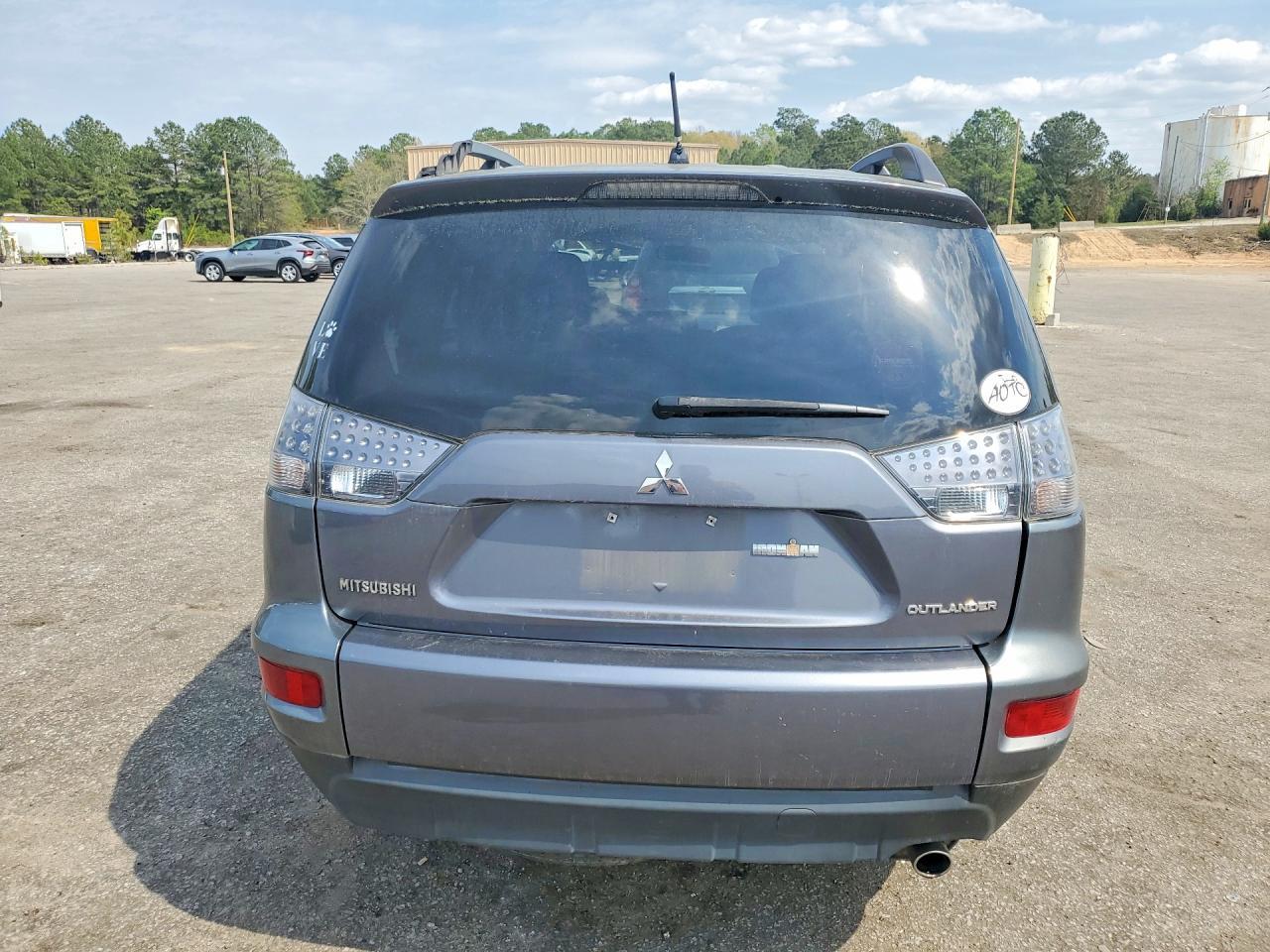 2012 Mitsubishi Outlander Es - Image 6