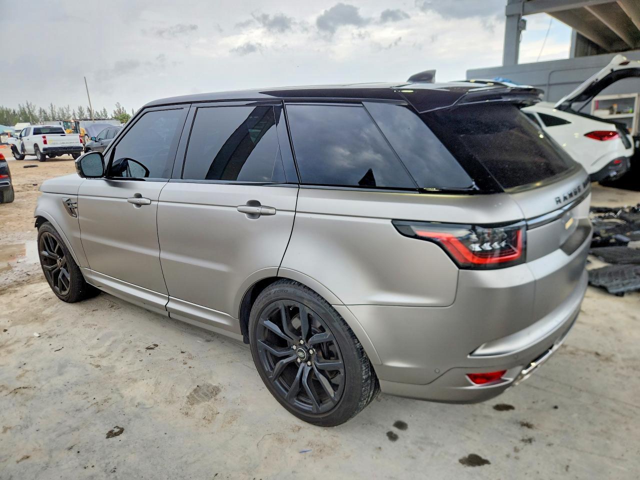 2022 Land Rover Range Rover Sport Svr - Фото 2