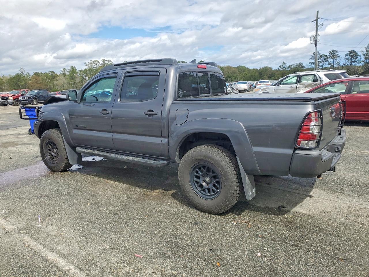 2014 Toyota Tacoma V6 - Фото 2