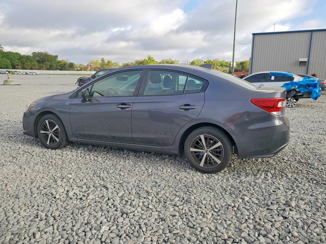 2021 Subaru Impreza Premium - Image 2