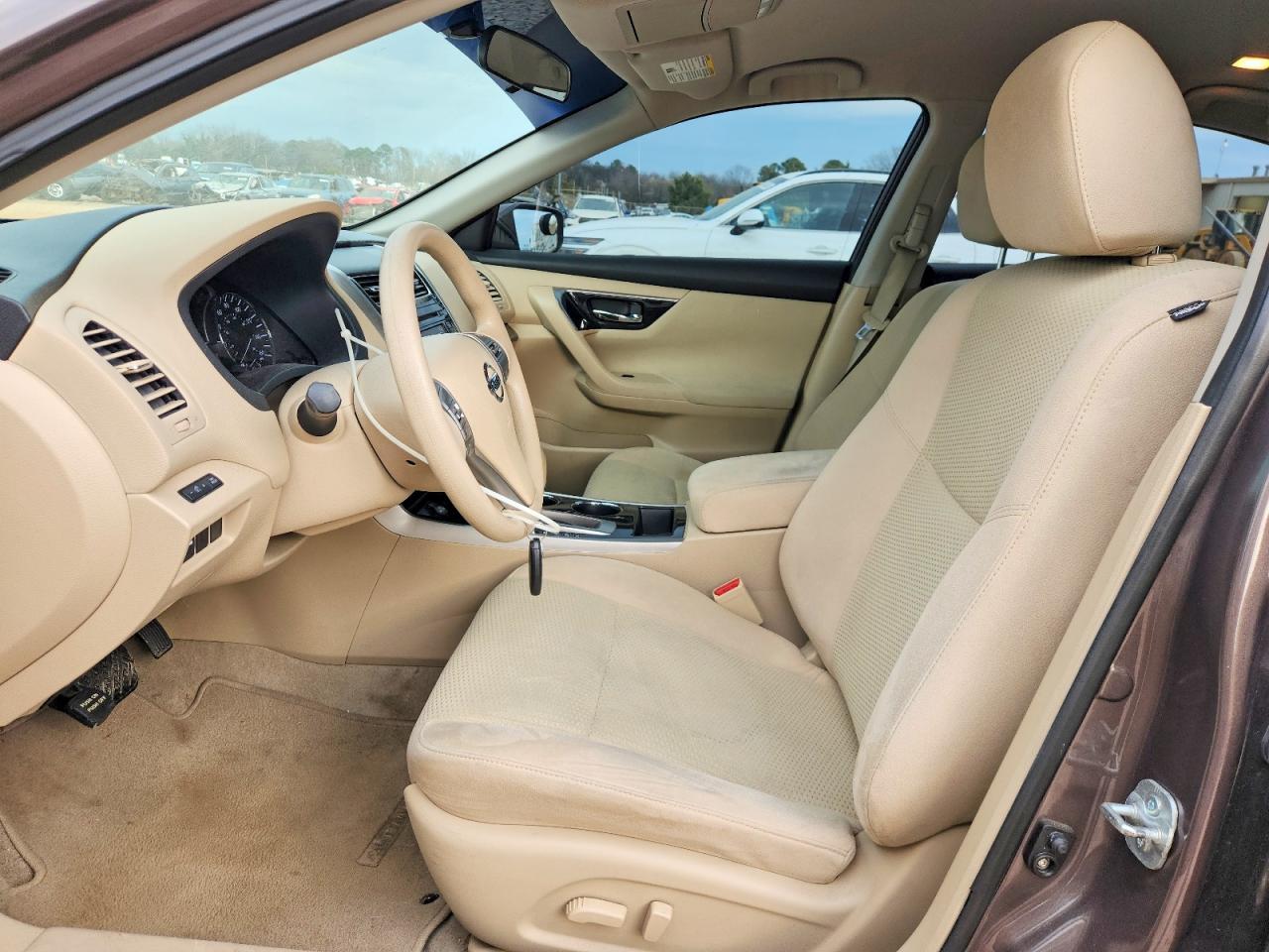 2014 Niss Altima - Фото 7