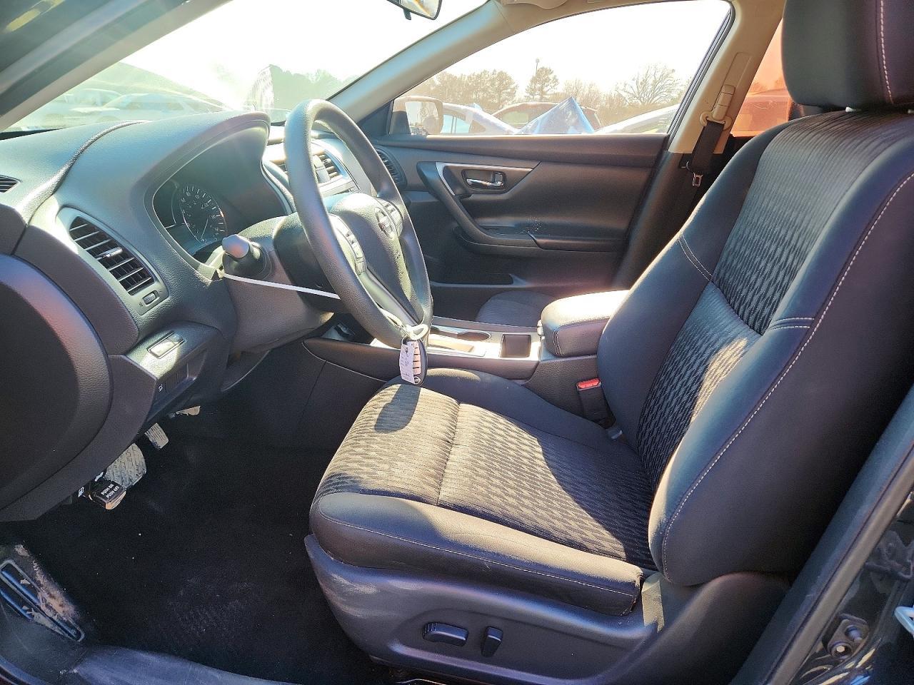 2017 Nissan Altima 2.5 S - Фото 7