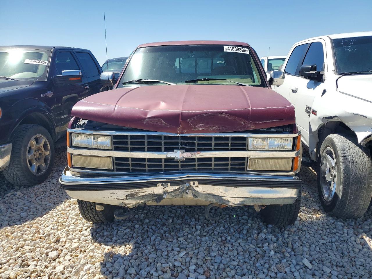 1993 Chevrolet Gmt-400 K2500 - Image 5