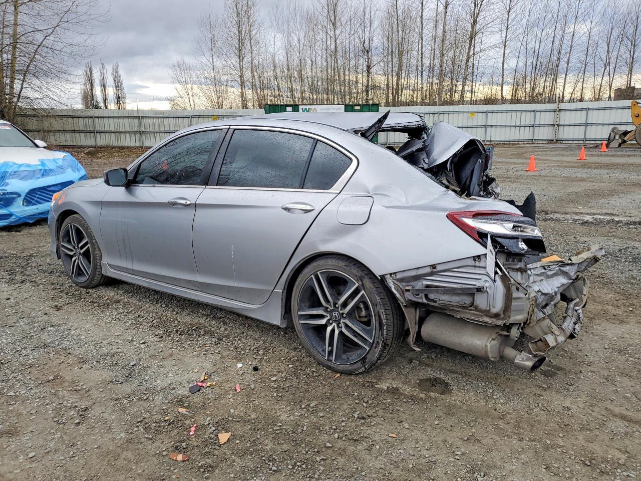 2017 Honda Accord Sport - Фото 2